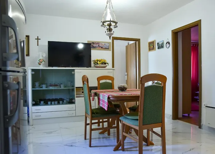 With Parking Spaces Postira, Brac - 19452 شقة *