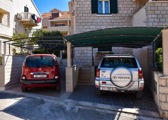 With Parking Spaces Postira, Brac - 19452 פוסטיר